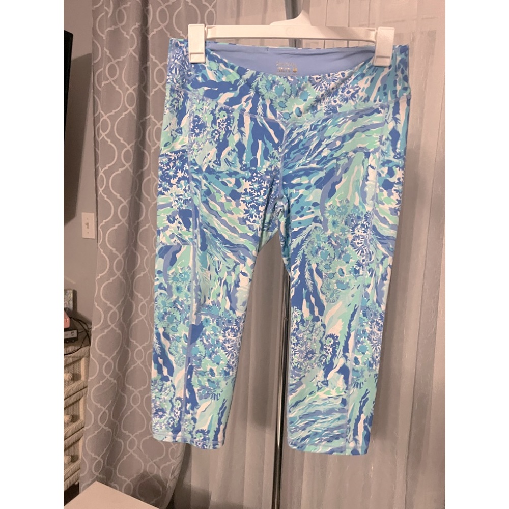 Lilly Pulitzer crop leggins
